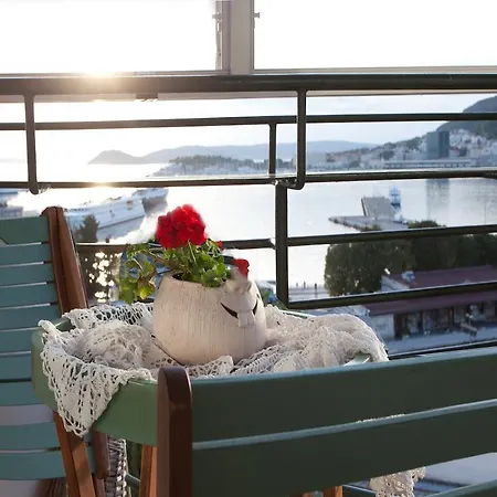 アパート Stunning View スプリト