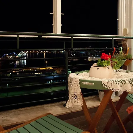 アパート Stunning View