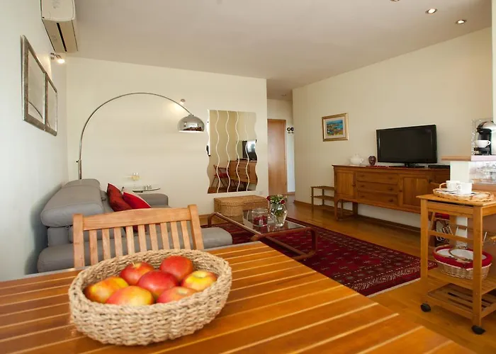 스터닝 뷰 아파트먼트 스플리트